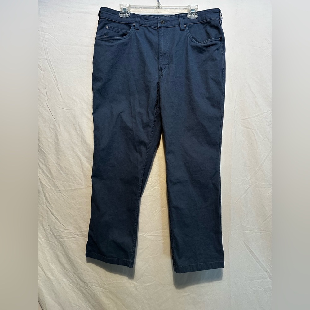 Men's DuluthFlex Relaxed Fit 5-Pocket Pants
Size 36x30 grey/blue color